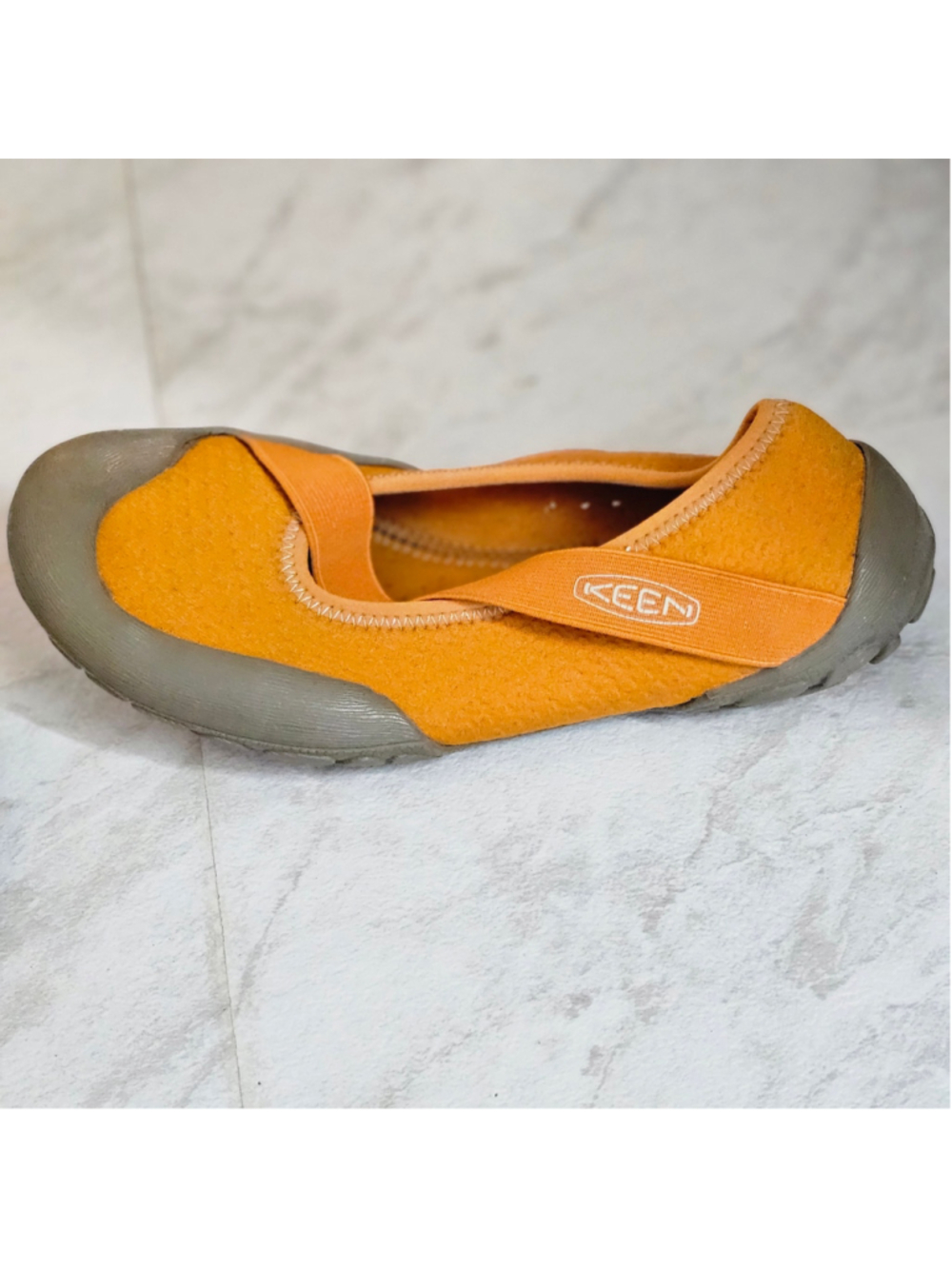 KEEN Womens Size 6 Orange Mary Jane Shoes Elastic Strap Outdoor Comfort Flats - Picture 4 of 6